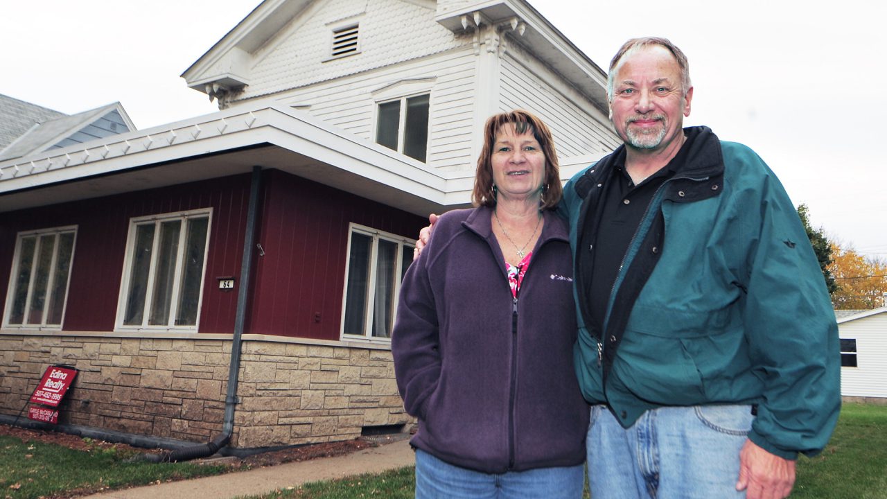 IJ clients Ted and Lauren Dzierzbicki wonder if the government can arbitrarily restrict the property rights of some individuals but not others.
