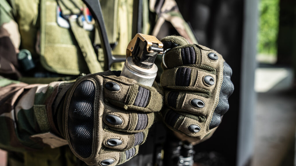 Top rated cheap tactical gloves