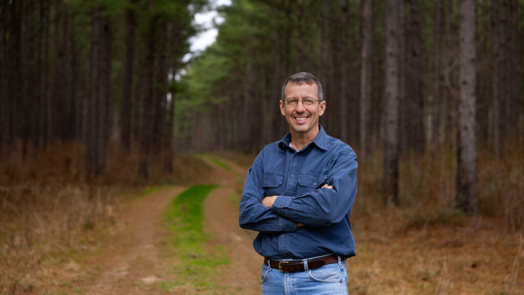Lawsuit Challenges Warrantless Searches of Land