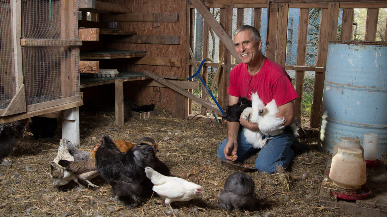Retired veterinarian Dr. Ron Hines is now free to give advice to pet owners in Texas and around the world, thanks to an IJ appeals court victory more than a decade in the making.