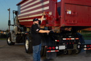 TX Construction Dumpster Monpoly Joshua Roman truck IJ__9830_2